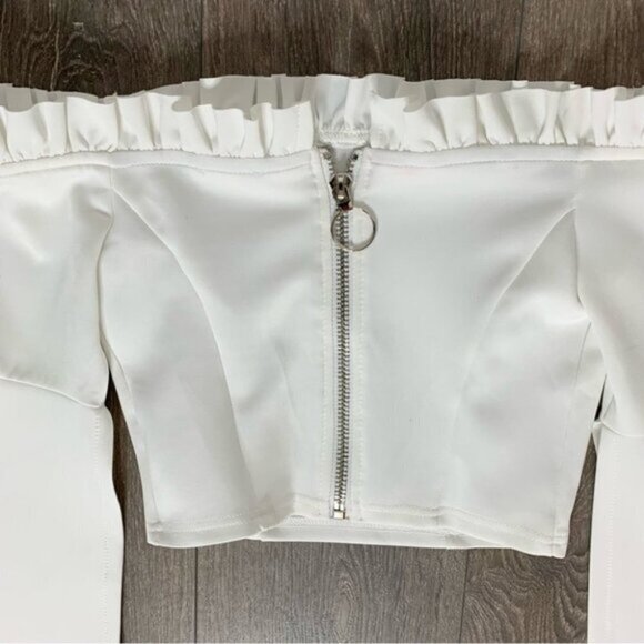 Women's Essue Top Blouse Off Shoulder Split Wide Flare Sleeve Cropped Off White - Picture 4 of 14